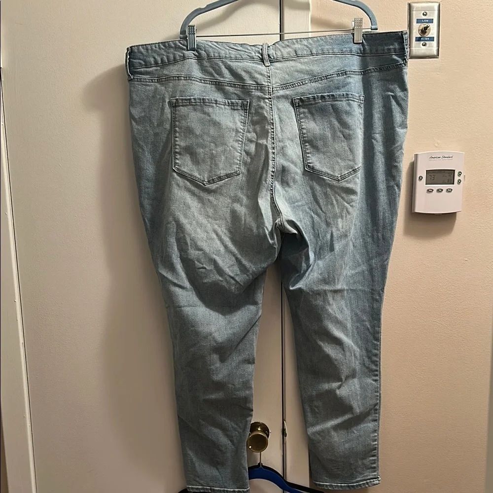 Jessica Simpson High Rise Light Blue Jeans - Picture 3 of 3